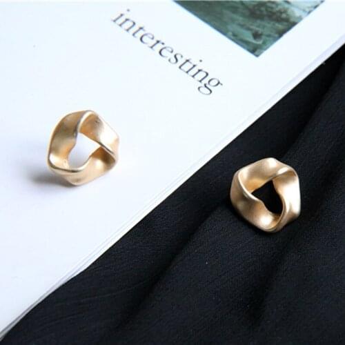 2020 New Womens Earrings Delicate Anomaly Metal Geometry Earrings for Women Bijoux Korean boucle Girl Gifts Jewelry Wholesale
