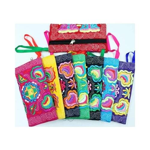 New Fashion Colorful embroidery Small handbags!Hot Lady Makeup bag Nice Floral embroidery Shopping Cute mobile phone&key Holder