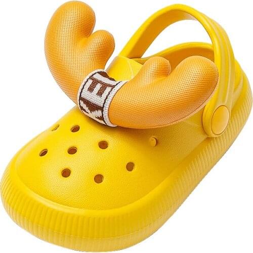 Childrens Hole Shoes Cartoon Cute Eva Childrens Sandals Indoor Bath Baotou Slippers