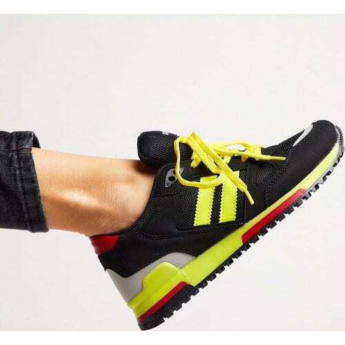Mens black yellow sports running shoes hiking shoes and comfortable sport shoes solid and flexible all seasons useful