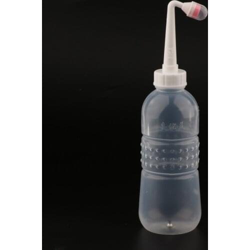 Travel Bidet, Handheld Portable Bidet Bottle, Large 600ml with Angled Nozzle Spray, Easy-to-use