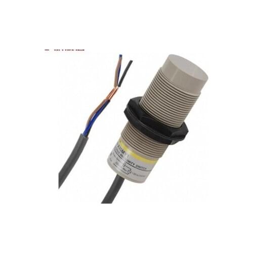 E2K-X15MF1 M30 Capacitive Proximity Switch Sensor New High Quality Warranty For One Year