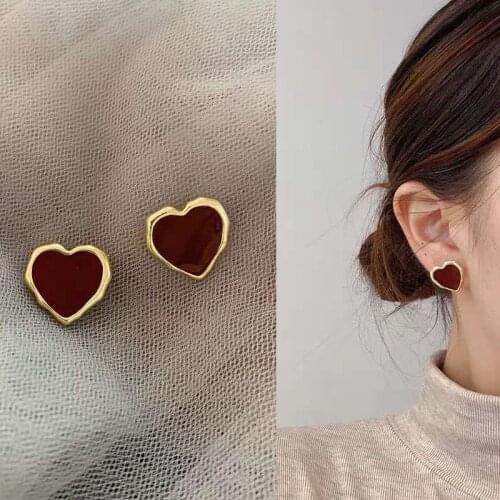 New Womens Earrings Ear Studs For Women Red Heart Charm Korean Fashion Jewelry 2021 Trend Geometric Female Earing Accessories