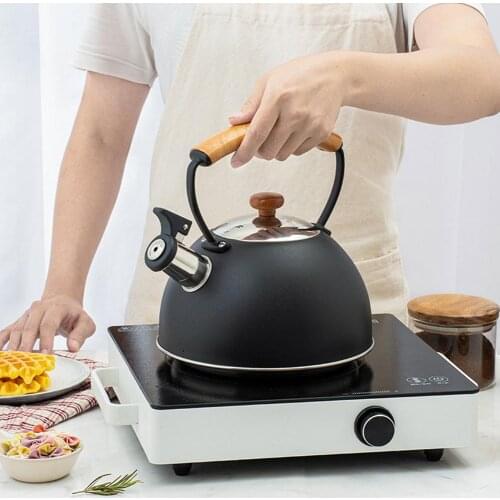 1pc Whistling Kettle For Gas Stove Chaleira Bouilloire Stainless Steel Whistle Tea Kettle Wooden Handle European Water Bottle
