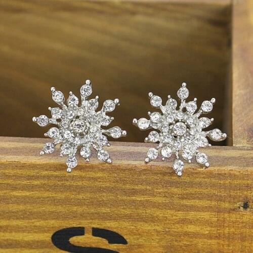 E396 Exquisite high quality fashion jewelry ear rhinestones sparkling rhinestone snowflake Stud Earrings for woman