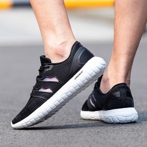 ONEMIX Breathable Mens Running Shoes Trainers Lightweight Sports 2021 Summer New Energy Sneakers For Women Walking Gym Fitness