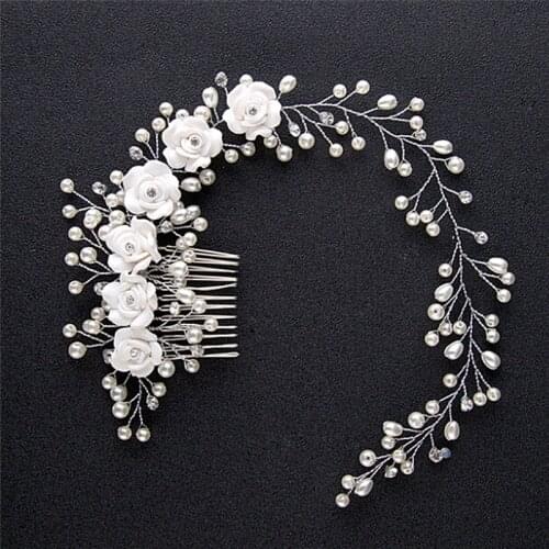 White Flower Pearl Hair Comb handmade Russian Crystal Wedding Hair Accessories Bridal Hair Accessories exquisite elegant wedding