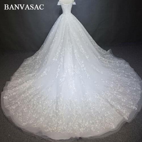 BANVASAC 2017 New Luxury Embroidery V Neck Wedding Dresses Short Sleeve Crystals Satin Chapel Train Lace Bridal Ball Gowns
