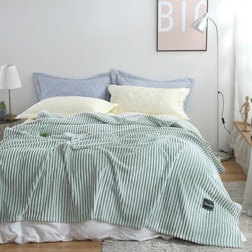 Green Stripe Blanket Soft Warm Coral Fleece Blanket Bed/Sofa/Plane/Travel Winter Blanket High Quality Throw Blanket Sleeping