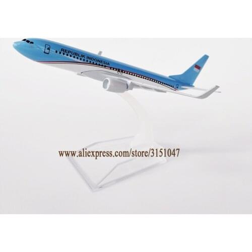 16cm Air REPUBLIK INDONESIA Boeing 737 B737 Airlines Plane Model Alloy Metal Diecast Model Airplane Aircraft Airways Kids Gift