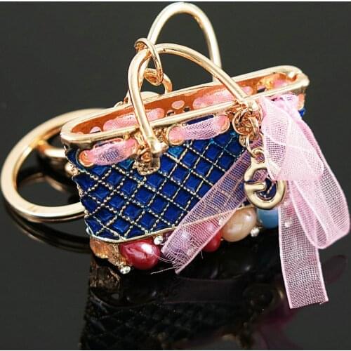 Cute Women bag Keychain Cars Keyrings Lady Gifts Key Rings Women Bag Charms Keychains Pearl Crystal jewelry