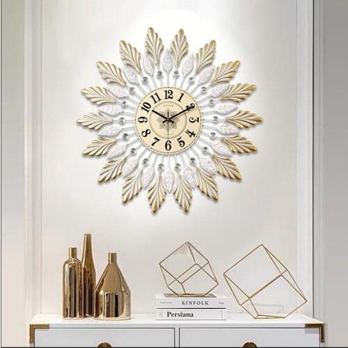 European Wrought Iron Creative Clock Wall Hanging Ornaments Crafts Livingroom Bedroom Mute Fashion Clock Wall Mural Decoration