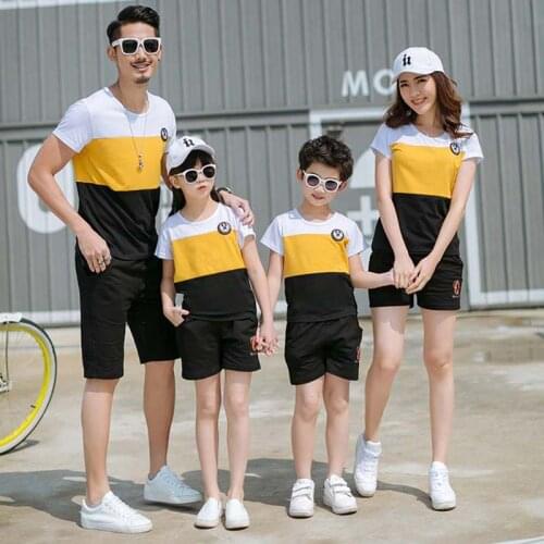 Summer Family Matching Outfits Fashion Short Sleeve Cotton T-Shirts Mother Daughter Patchwork Striped Clothing Dad Son Clothes