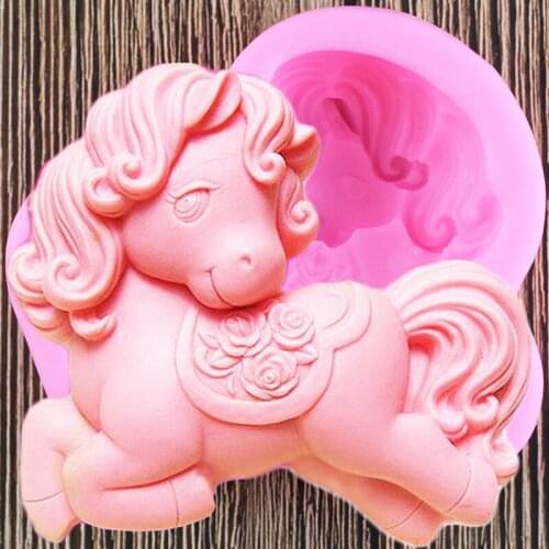 3D Handmade Soap Horse Silicone Molds Resin Clay Candle Mold Fondant Cake Decorating Tools Chocolate Gumpaste Candy Moulds