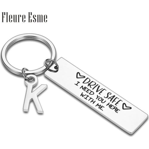 I Love You Initials Keychain Couples Key Chain Drive Safe Lettering A-Z Keyrings Husband Boyfriend Birthday Gift Car Key Chains
