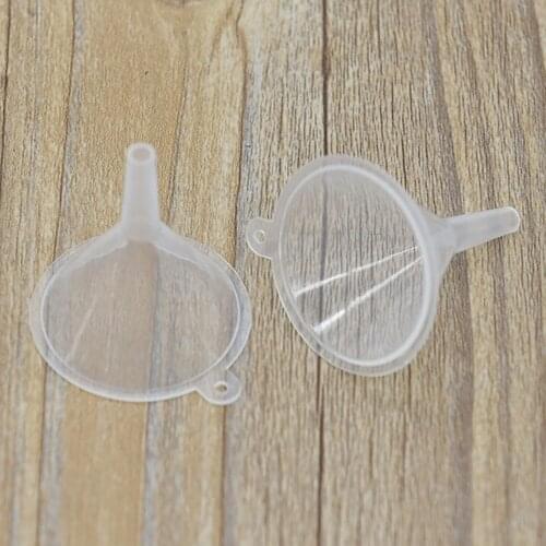 10 Pcs/lot Plastic Mini Plastic Funnels For Perfume Liquid Essential Oil Filling Empty Bottle Packing Tool Laboratory Supplies