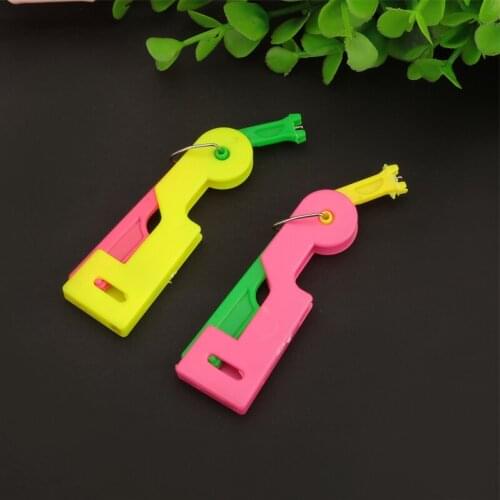 2Pcs Automatic Easy Sewing Needle Device Threader Thread Guide Elderly Use Tool, Home Automatic Needle Threader, Random Colors