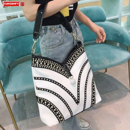 Luxury fashion diamonds Womens handbags Patent leather shoulder messenger bag female Large capacity rhinestone crossbody bags