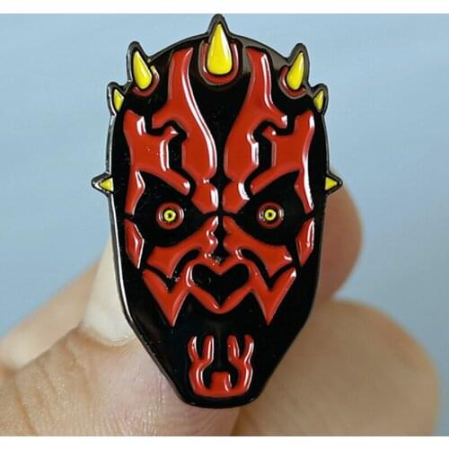 Classic Movie Darth Maul Red Skull Enamel Brooch Pin Backpack Hat Bag Jeans Jacket Lapel Pins Badges Fashion Jewelry Accessories