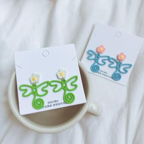 Summer New Hollow Butterfly Earrings Atmosphere and Personality Fresh Earrings for Women Jewelry