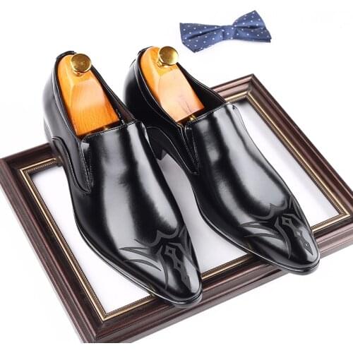 2021 New England Euro Point Business Suits Fashionable Mens Leather Shoes Breathable and Wear-resistant Casual Shoes