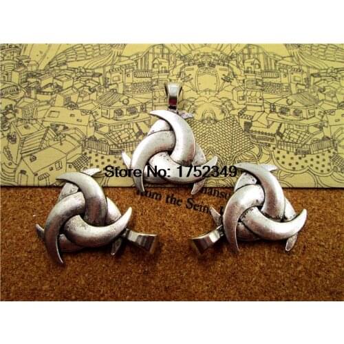 5pcs-- Knot Charms, Antique Tibetan Silver 2 Sided Knot pendants 37x30mm