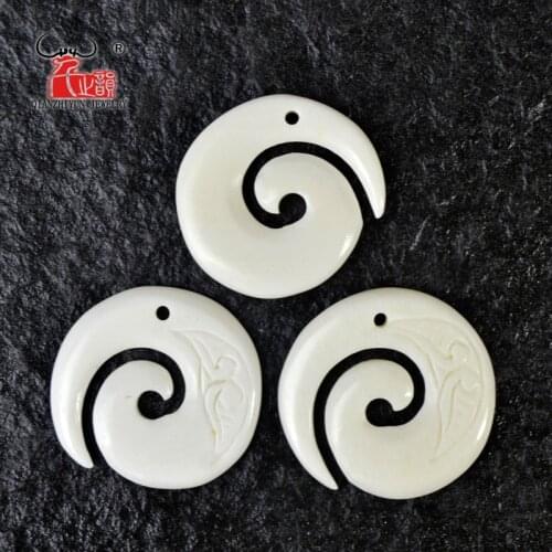 3PCS Handmade Carved Yak Bone Spiral CUTOUT Pendant New Zealand Maori Style natural Bone white Beads DIY Jewelry Accessory 30mm