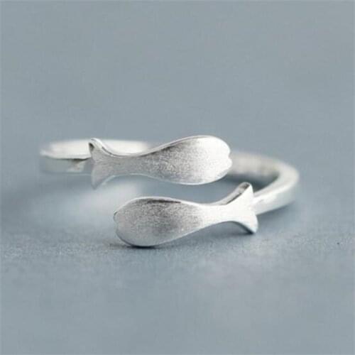 Creative Design Smooth Silver Color Fish Open Ring for Women Female Index Finger Ring Simplicity Fashion Jewelry