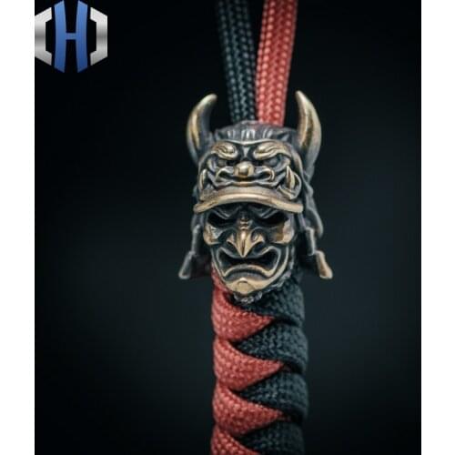 Original Japanese Eagle-nosed Samurai Knife Beads Hat Helmet Outdoor EDC Umbrella Rope Pendant Keychain Survival Paracord Beads