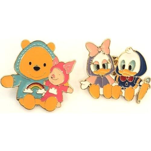 Disney Winnie Pooh Daisy Donald Duck Brooch Animal Kawaii Badge Pins Bag Lapel Pin Cartoon Cute Badge Plant Jewelry Gift for Kid