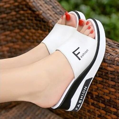 Summer Outdoor Womens Wedges Slippers Slip-On Shoes Woman Flat Peep Toe Breathable Soft Platform Leather Sandals Platform Shoes