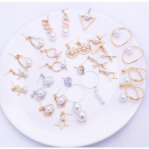 New Design Round Heart Gold Geometric Metal Earrings Simulated Irregular Natural Freshwater Pearl Drop Earrings for Women
