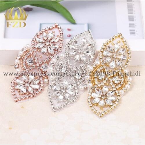 30Pieces Wholesale Pearl Rhinestones Applique Patches For Wedding Dresses Sew On Crystal Strass Rhinestones Beaded Sash Belt