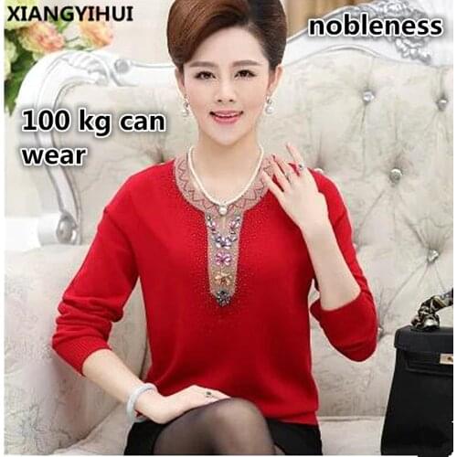 The high quality mother sweater fashion Set auger embroidered cashmere in elderly women big size Warm mothers coat