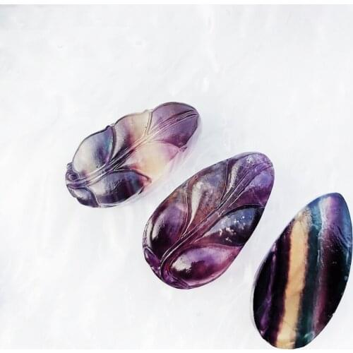 1pcs Cute Natural Rainbow Fluorite Leaves Pendant Quartz Crystal Leaf Necklace Healing Crystal Charms Women Jewelry Gift