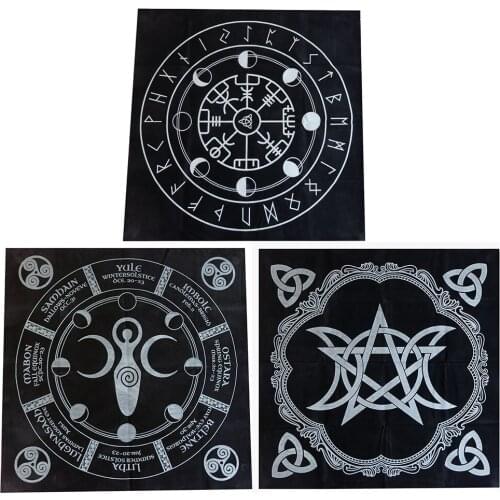 Tarot Cloth Black Flannel Divination Tablecloth 49*49CM Board Game comfortable and durable Wide Application Advantages Nice Gift