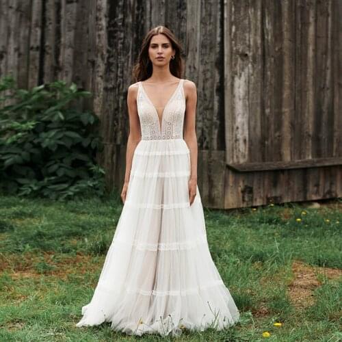 New Hippie Beach Boho V Neck Wedding Dress A Line Lace Seaside 2021 New Bridal Gowns Custom Made Robes De Mariage