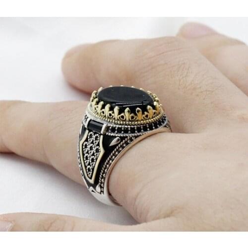 Vintage Two-tone Black Stone Rings for Men Charm Punk Rock Hip Hop Male Personality Finger Ring Fashion Jewelry Party Gifts