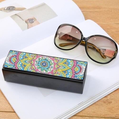 DIY Partial Multi-Shaped Diamond Painting Metal Glasses Case Storage Box Gift