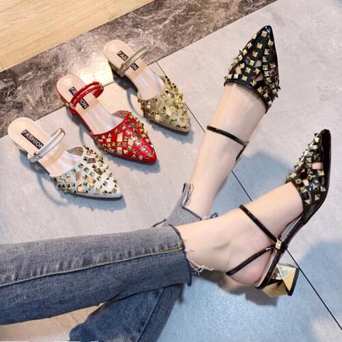 2021 Women' Shoes Sexy Korean Block Heels Fashion Pointed Heels Decorated with Rivets Size 34-39