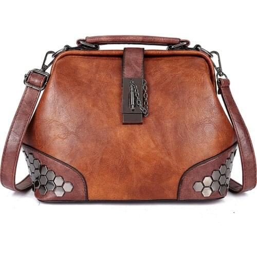 New 2021 Spring Fashion Rivet Doctor Tote Bag Luxury Handbags Women Bags Designer Anti Thief Messenger Shoulder Bag Sac A Main