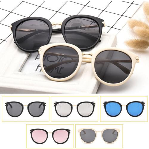 New Fashion Sunglasses Round Plastic Frame Eyeglasses UV400 Lens Vintage Designer Sun Glasses for Men De Sol Retro Eyewea