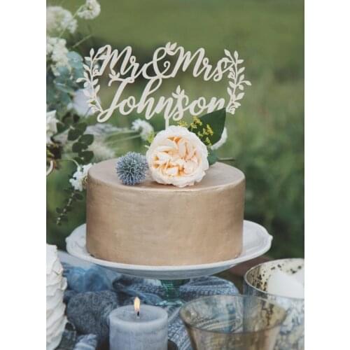 Custom Mr and Mrs Cake Topper, Wedding Cake Toppers, Cake Topper Wedding, Rustic Cake Topper, Wedding Decor, Mr and Mrs Sign, La