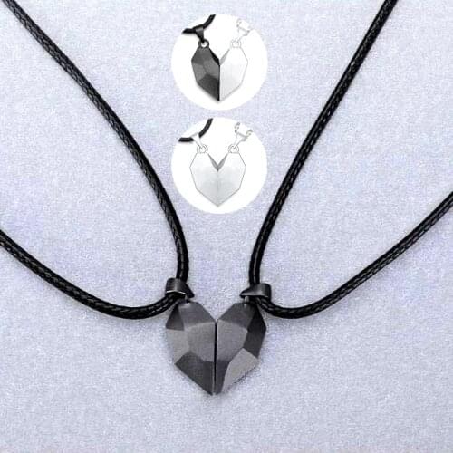 ANNGILL Vintage Necklaces
