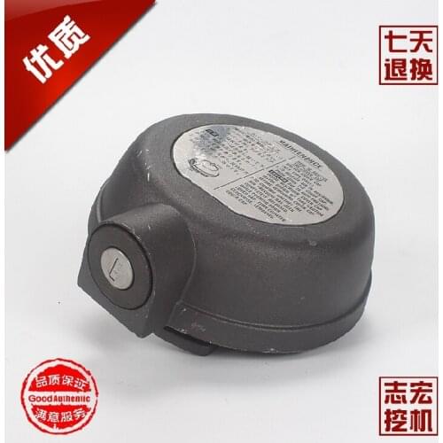 Free shipping for Excavator Accessories Hydraulic fuel tank cap breathing cover vent filter assembly with key for 360/210