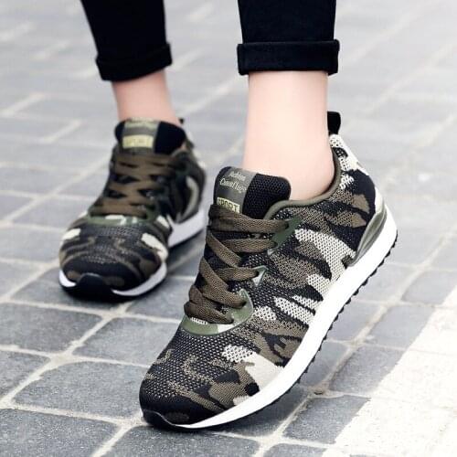 Sport Shoes Women Shoes Flying Line Breathable Camouflage Running Shoes Military Training Comfortable Lightweight Sneakers 2019