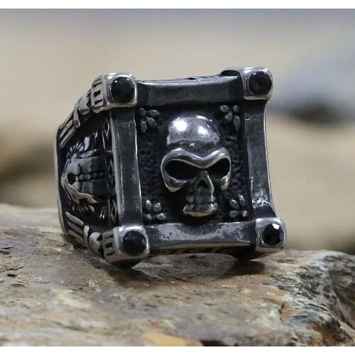 Gothic Skull Ring Black Zircon Crystal Stainless Steel Signet Ring Fashion Mens And Women Punk Biker Ring Jewelry Big Size 7-15