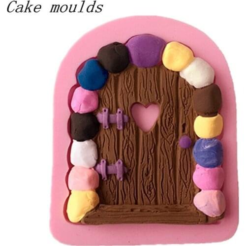 Wholesale Silicone mold K360 Stone door with heart window shape Clay mold Decoration Fondant cake mold Baking mold