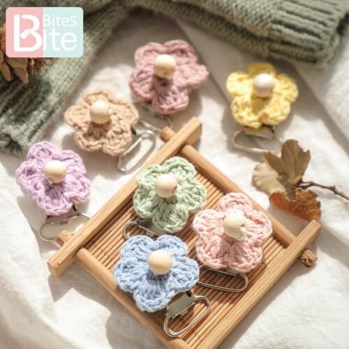 5pcs Flower Pacifier Clip Baby Crochet Wooden Soother Clips Nursing Accessories Diy Dummy Clip Chains Wooden Baby Teether Toys