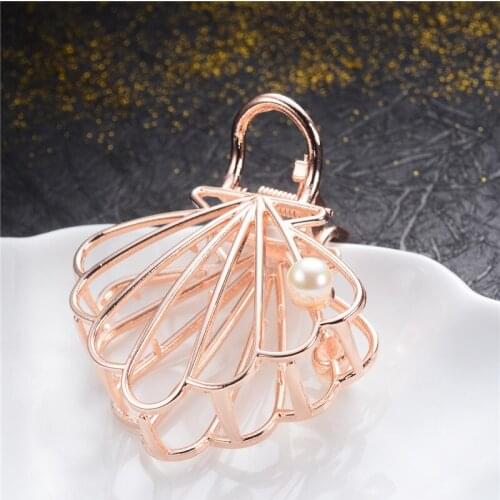 WWLB 1Pcs Pearl Metal Crab Hair Clip Hairband Geometric Barrette Hairpin Headdress Accessories Beauty Styling Tools New Arrival